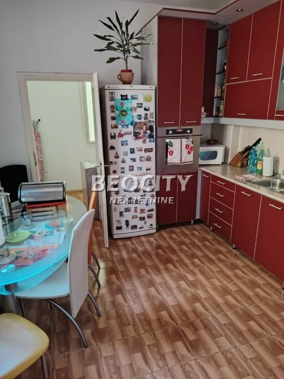 četvorosoban stan, 94 m2, Centar, Vase Stajića ID: 125165 3