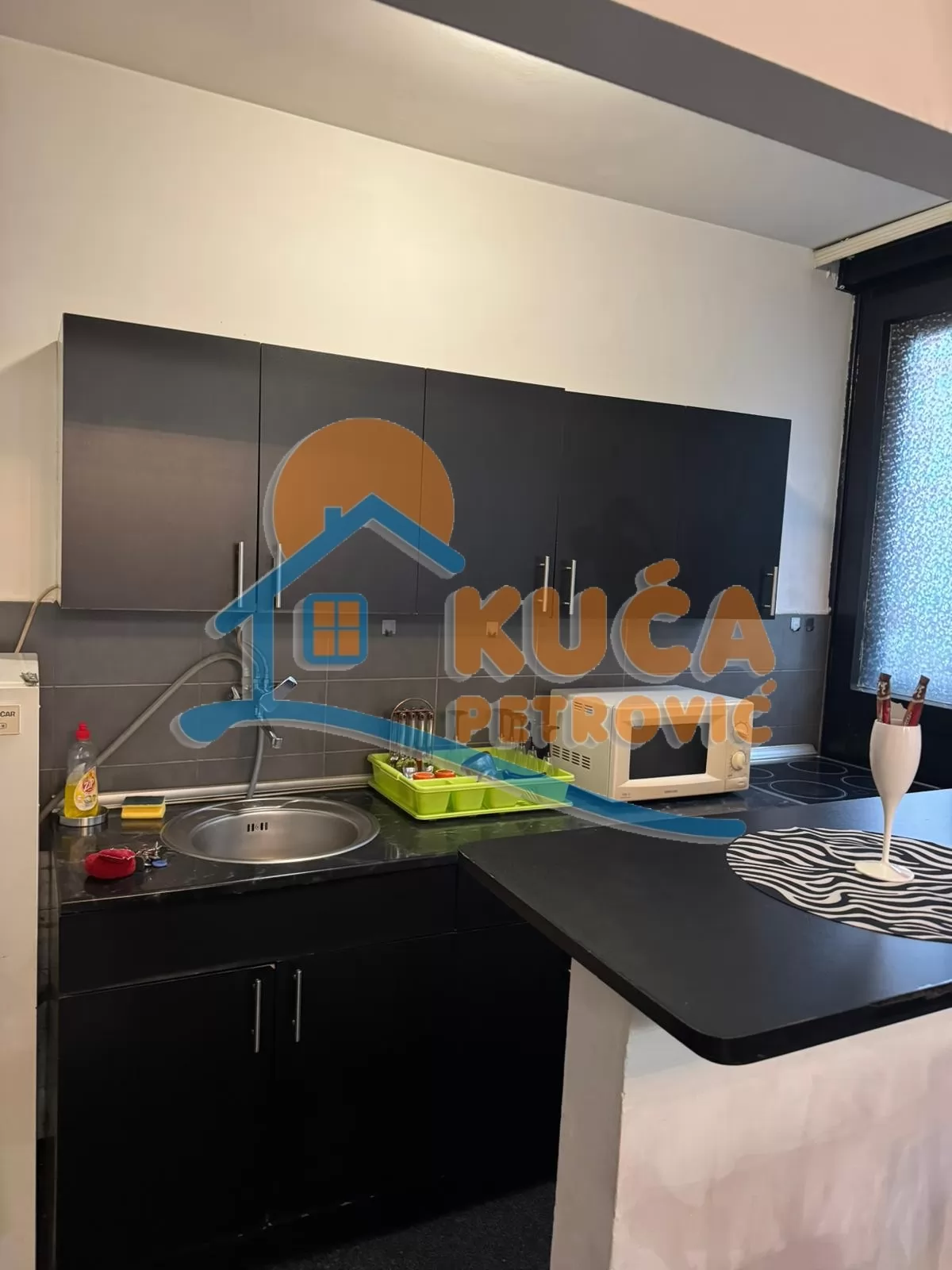 Dvosoban stan, 74 m2, Centar, Generala Milojka Lešjanina ID: i-015215 7