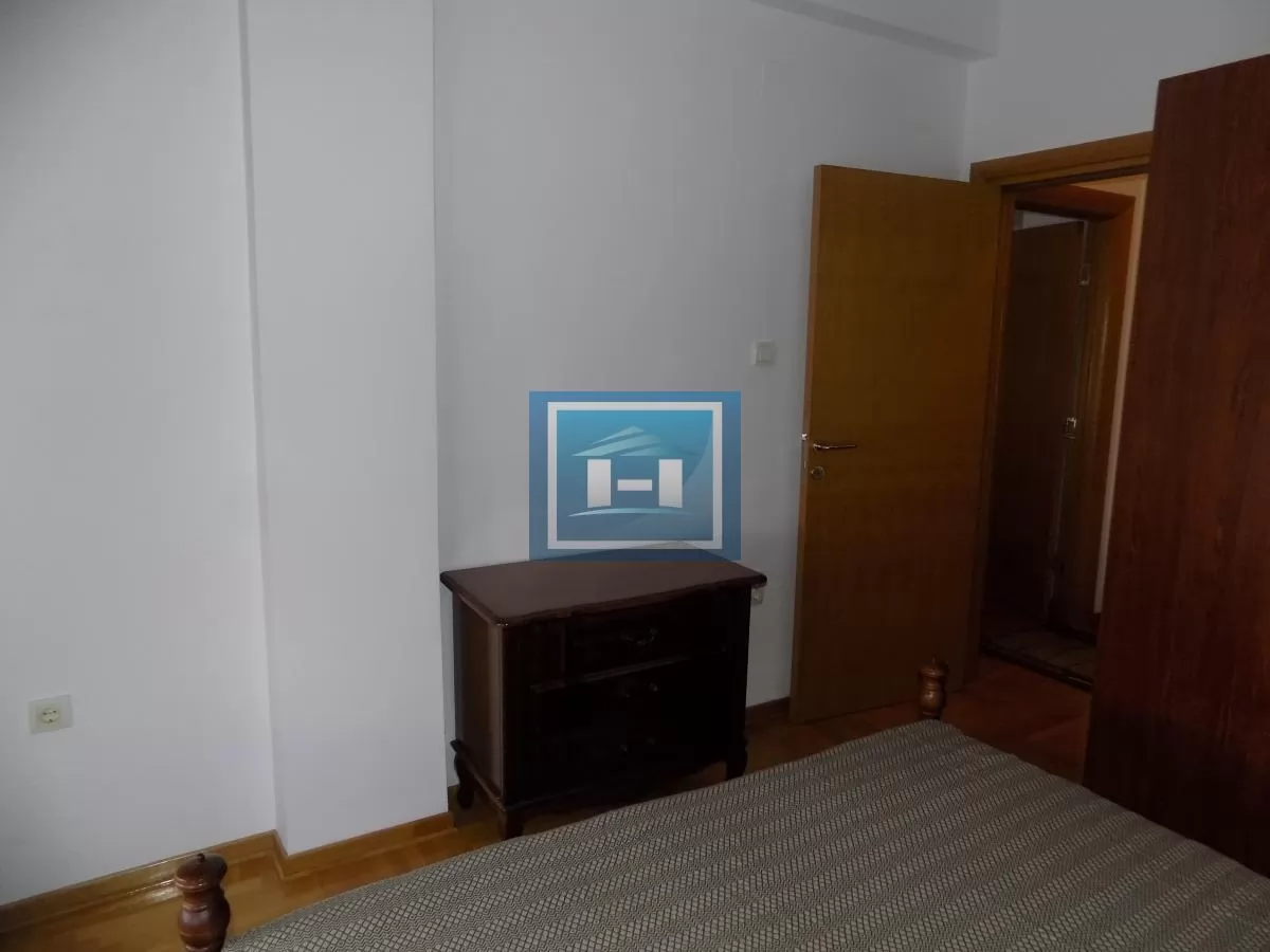 Dvosoban stan u Orbis zgradi 5