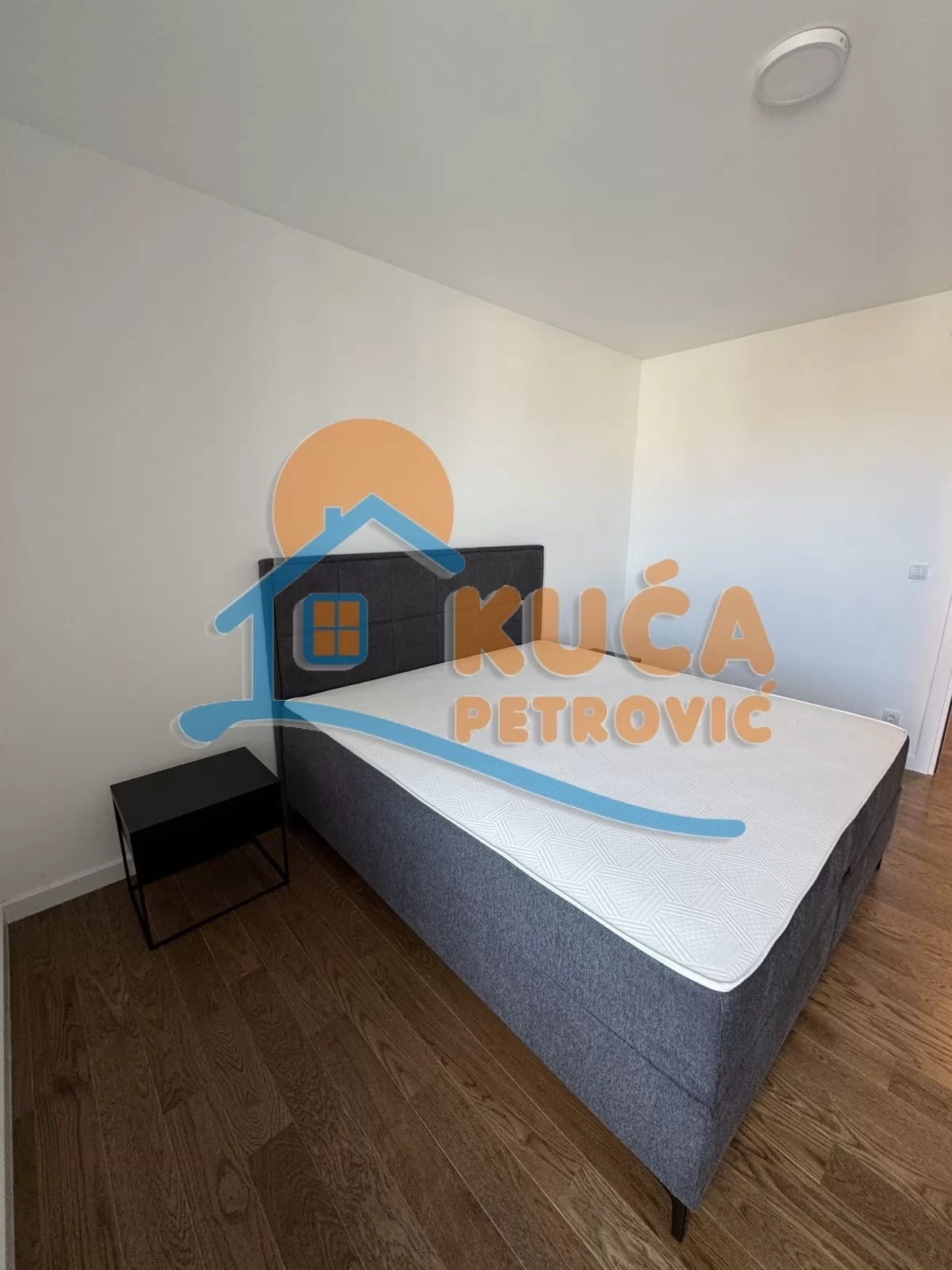 Jednosoban stan, 55 m2, Bulevar Nemanjića, Bulevar Nemanjića ID: p-015202 1