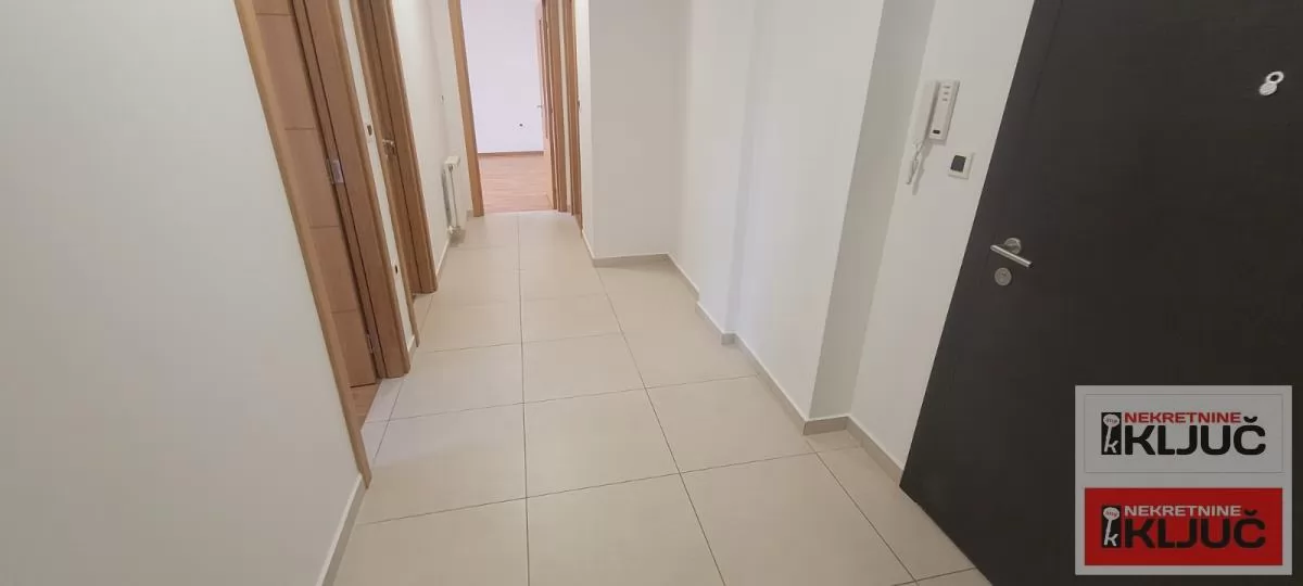 PETROVARADIN, 64m2, Trosoban, Novogradnja 6