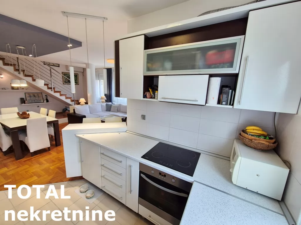 Stan,NOVI SAD,CENTAR,kv: 144.00, € 432000, ID: 1101380 13