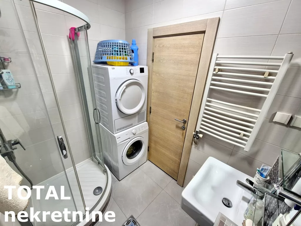 Stan,NOVI SAD,CENTAR,kv: 144.00, € 432000, ID: 1101380 15