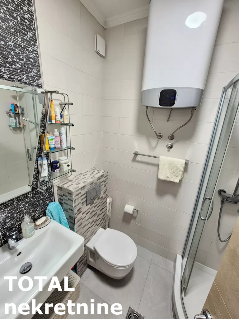 Stan,NOVI SAD,CENTAR,kv: 144.00, € 432000, ID: 1101380 16