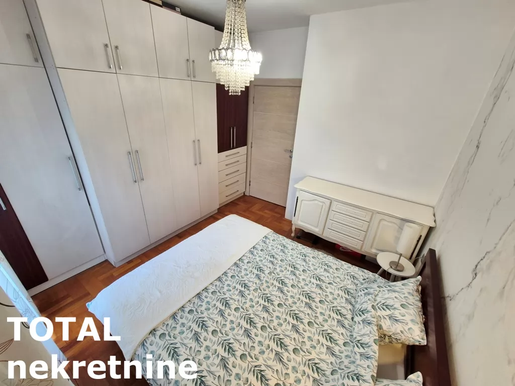 Stan,NOVI SAD,CENTAR,kv: 144.00, € 432000, ID: 1101380 19