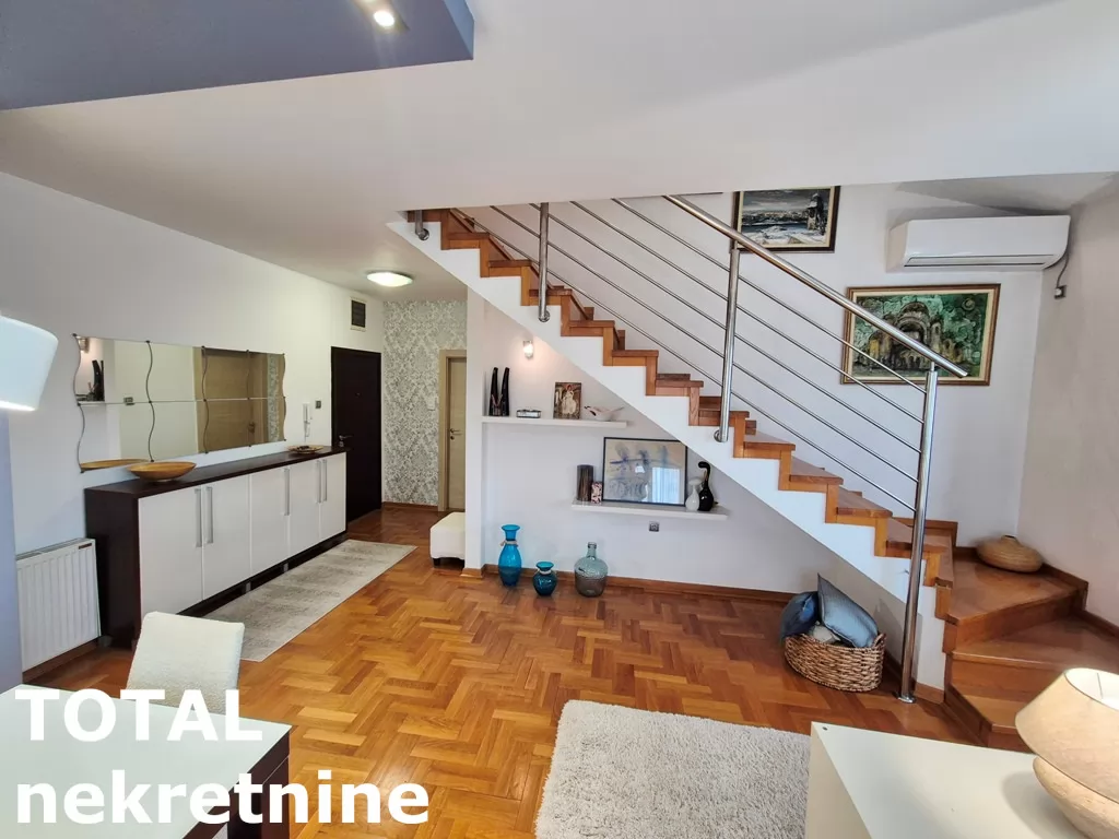 Stan,NOVI SAD,CENTAR,kv: 144.00, € 432000, ID: 1101380 9