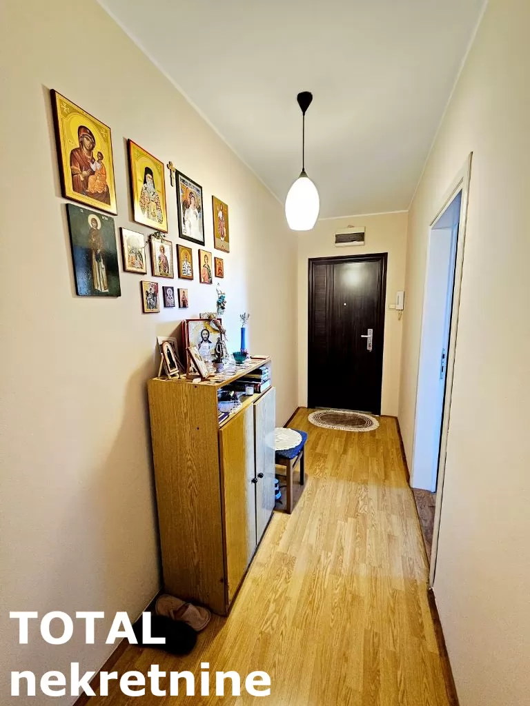 Stan,NOVI SAD,ZELEZNICKA STANICA,kv: 69.00, € 160000, ID: 1101672 11