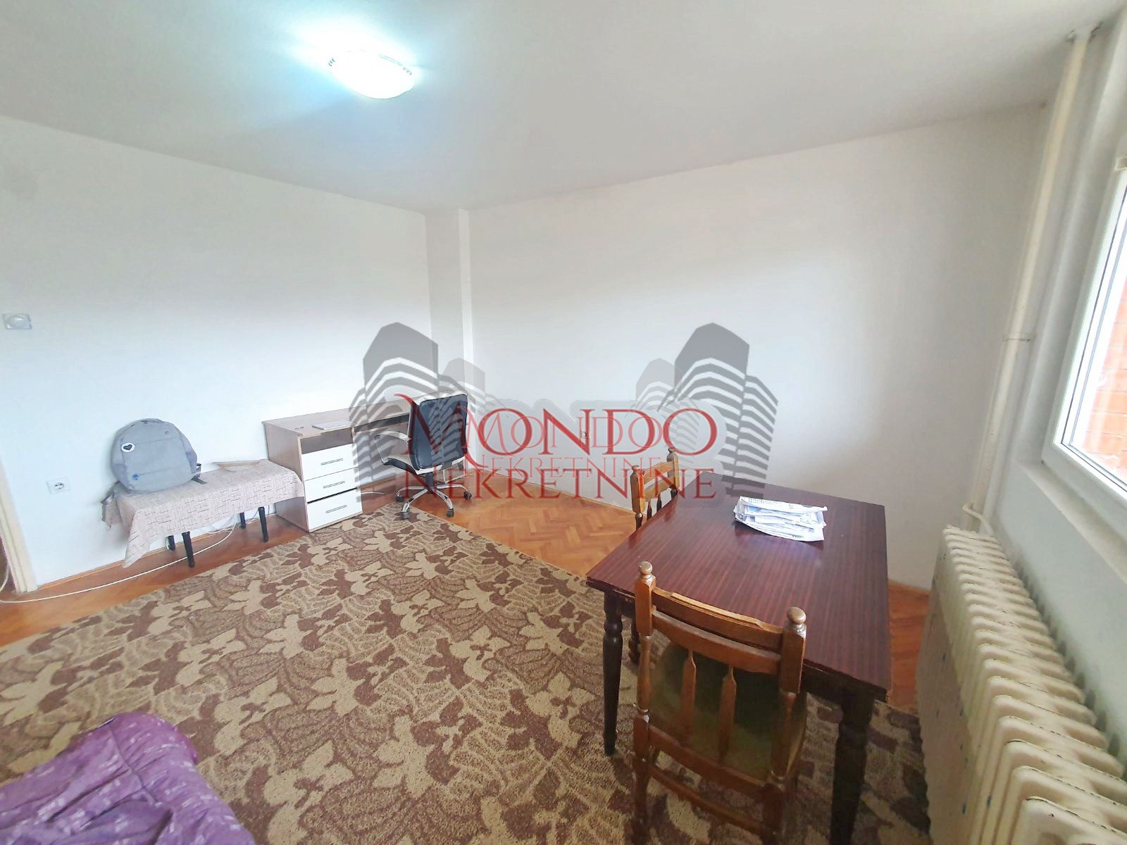 Dvoiposoban stan na Bulevaru Nemanjića 2