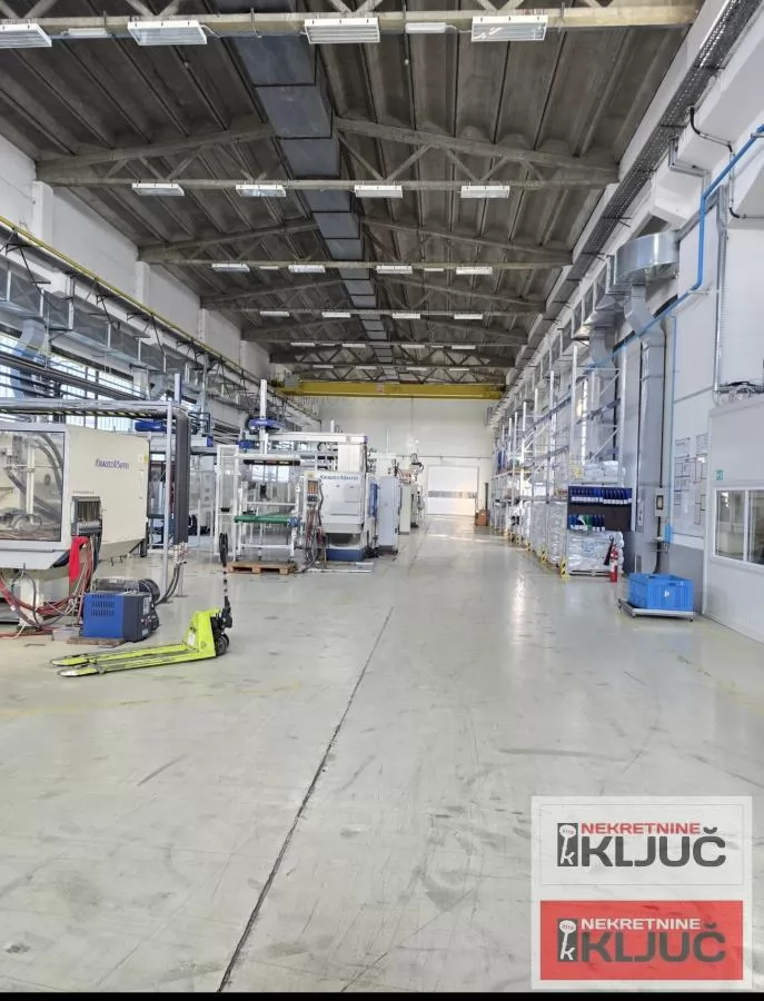 INDUSTRIJSKA ZONA-SEVER IZDAJE SE VIŠENAMENSKA HALA 11