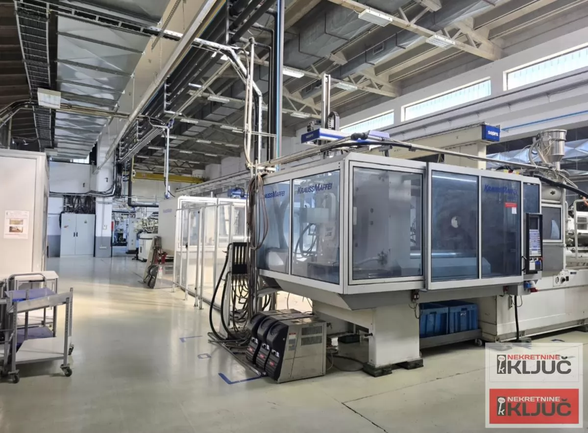 INDUSTRIJSKA ZONA-SEVER IZDAJE SE VIŠENAMENSKA HALA 13