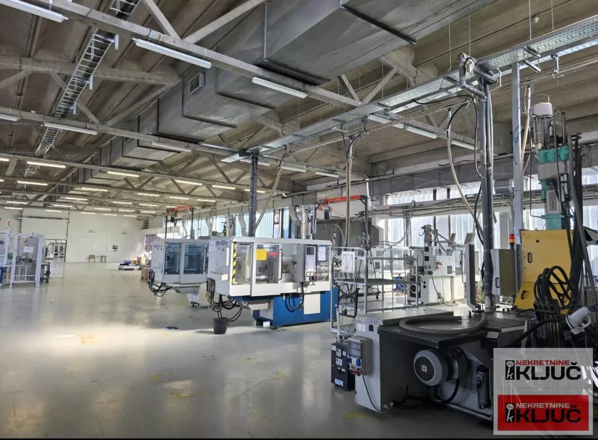 INDUSTRIJSKA ZONA-SEVER IZDAJE SE VIŠENAMENSKA HALA 3