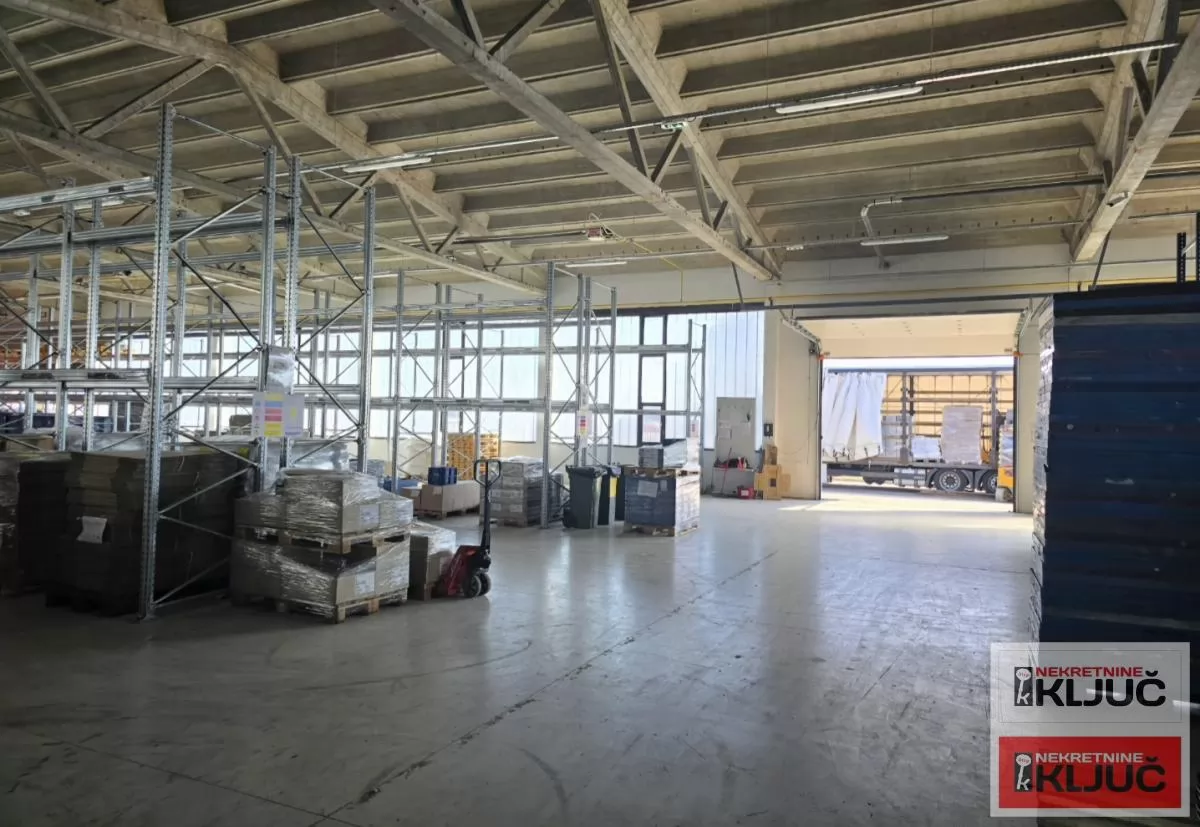 INDUSTRIJSKA ZONA-SEVER IZDAJE SE VIŠENAMENSKA HALA 5