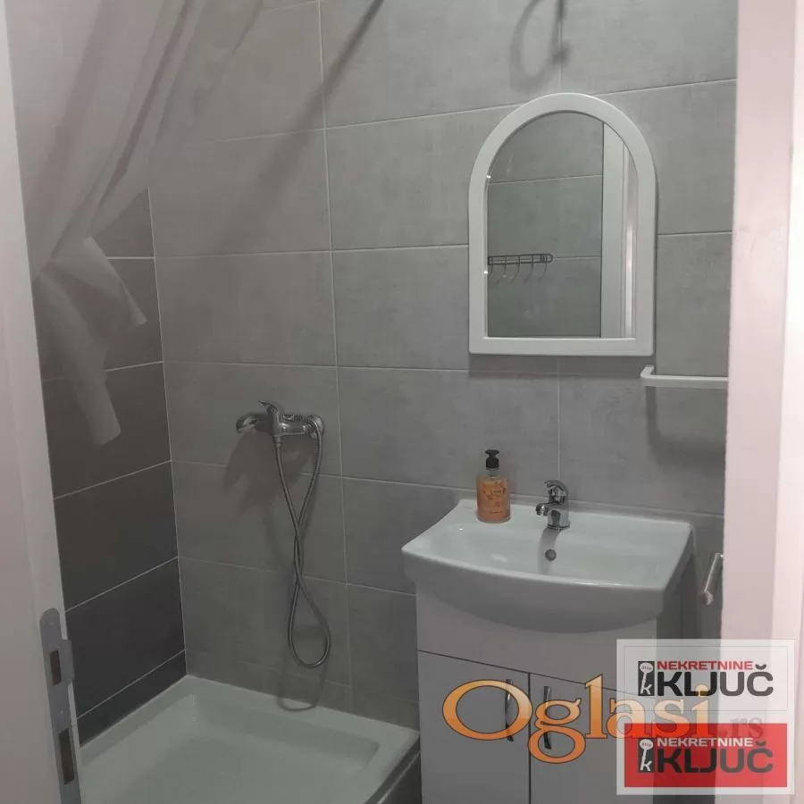 Izdaje se odlicna NOVA garsonjera na Adicama 8