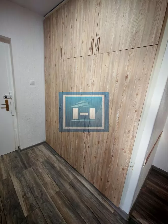 Potpuno namešten stan za izdavanje 1