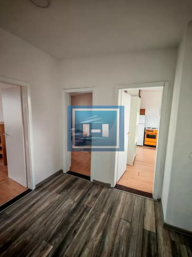 Potpuno namešten stan za izdavanje 14