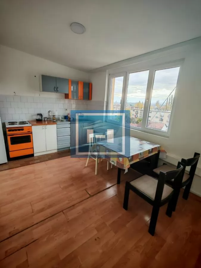 Potpuno namešten stan za izdavanje 6