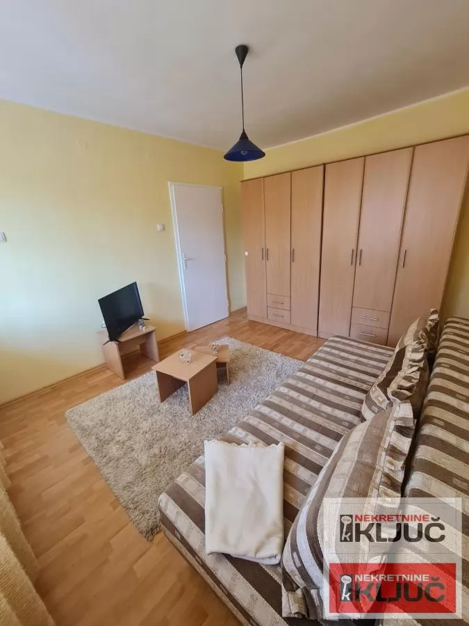 ŽELEZNIČKA STANICA, 56m2, Dvoiposoban, Namešten 4