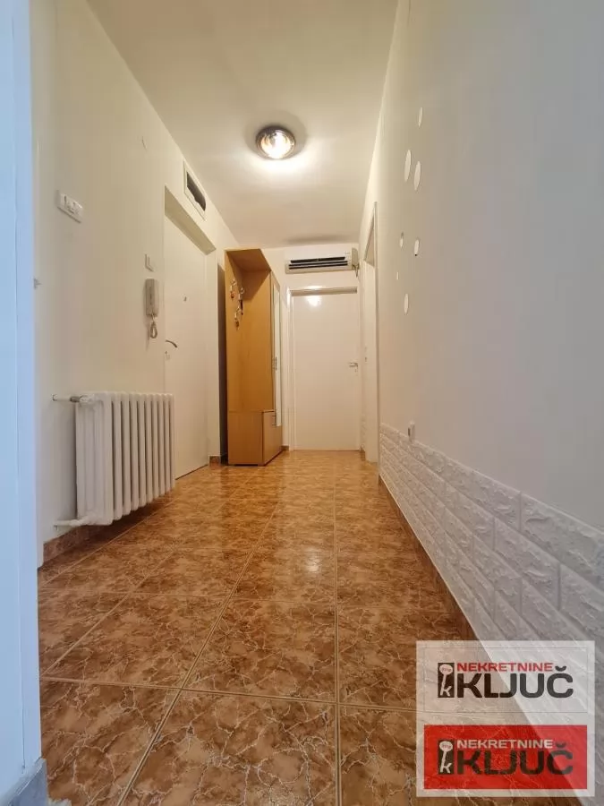 ŽELEZNIČKA STANICA, 56m2, Dvoiposoban, Namešten 8