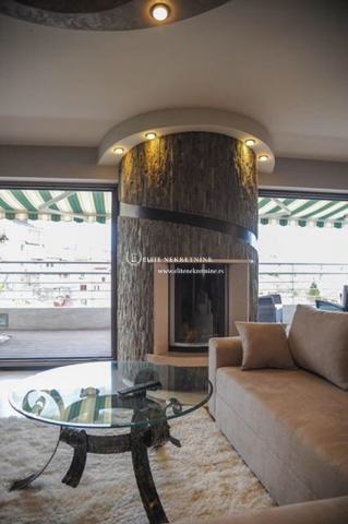 Trosoban stan za izdavanje  Hram Svetog Save  2 000   158m² 4