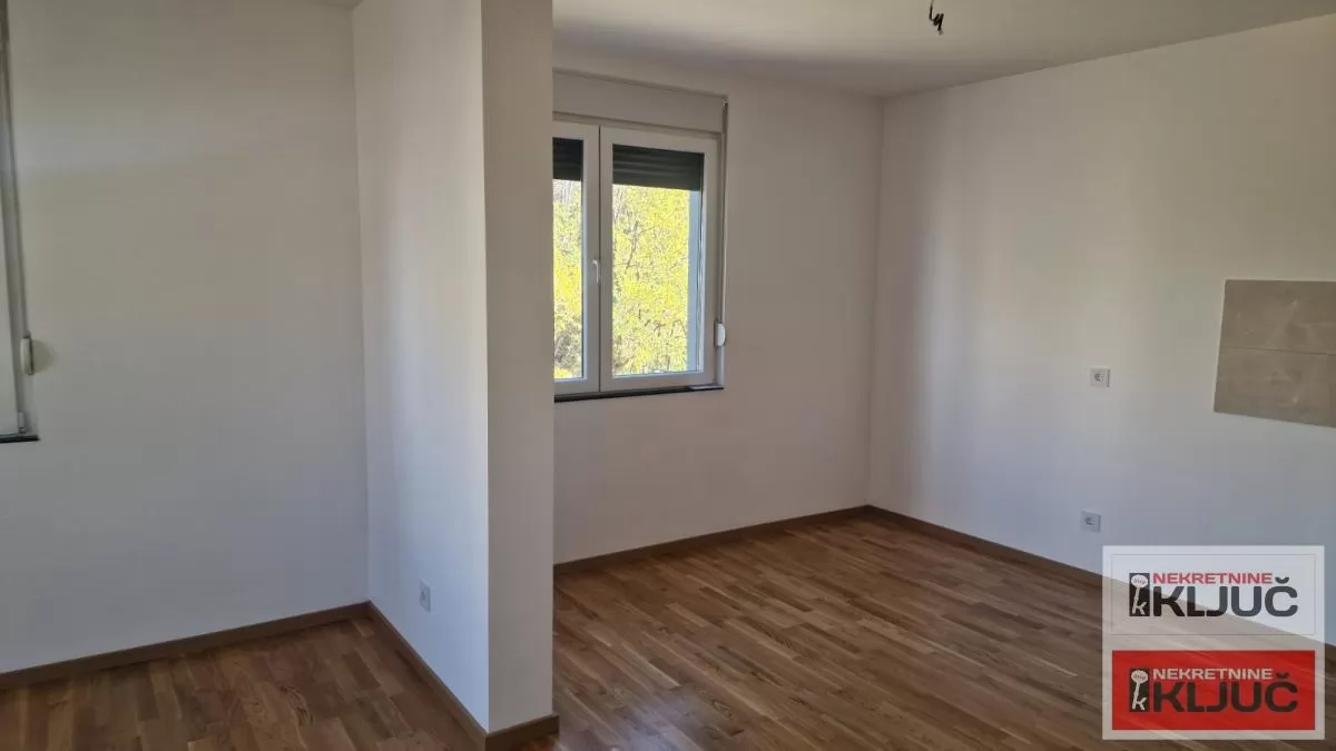 ALIBEGOVAC, 70m2, Trosoban, Nov 6