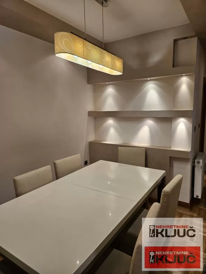 GRBAVICA IZDAJE SE DVOIPOSOBAN MODERNO OPREMLJEN STAN SA GARAŽNIM MESTOM 3