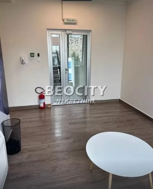 Lokal, 256 m2, Novi Sad, Bulevar oslobođenja ID: 125265 4