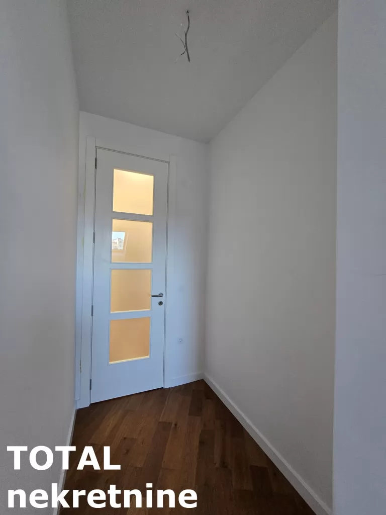 Stan,NOVI SAD,GRBAVICA,kv: 120.00, € 318130, ID: 1101707 18