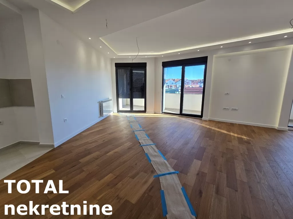 Stan,NOVI SAD,GRBAVICA,kv: 120.00, € 318130, ID: 1101707 2