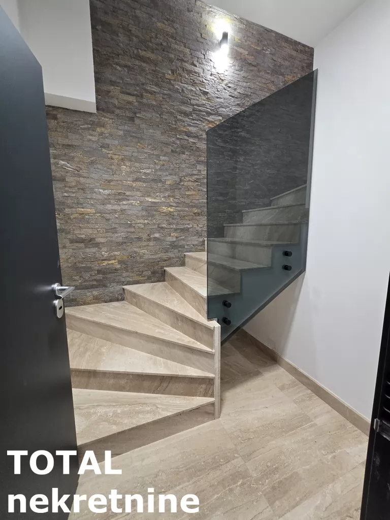 Stan,NOVI SAD,GRBAVICA,kv: 400.00, € 628000, ID: 1101706 10