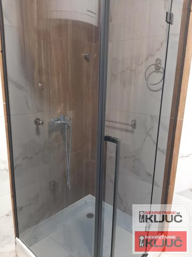 KOD LIPOV GAJA, 28m2, Garsonjera, Nameštena 6