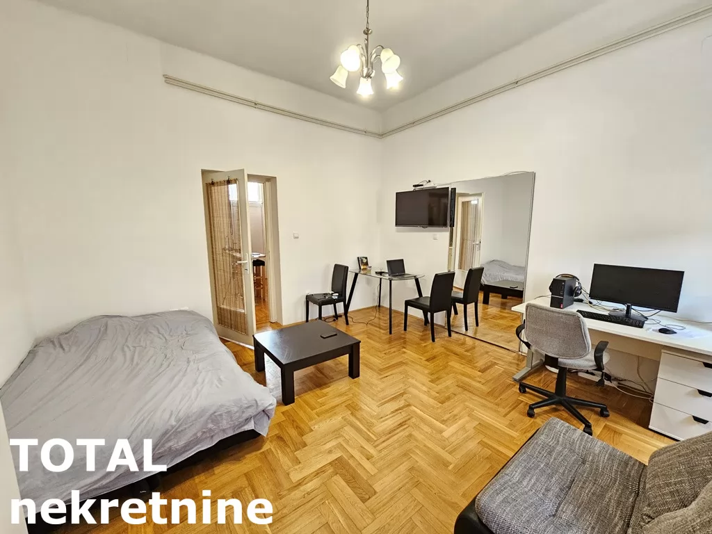 Stan,NOVI SAD,CENTAR,kv: 55.00, € 120000, ID: 1098619 8