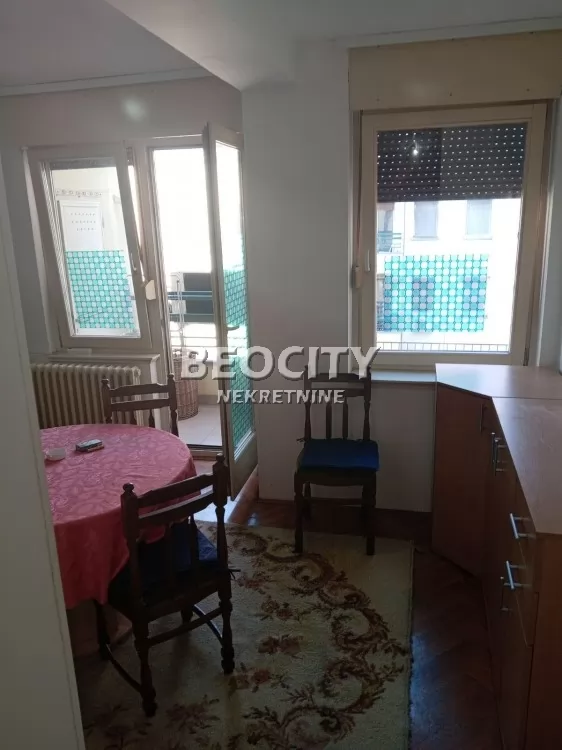 Dvosoban stan, 41 m2, Novi Sad, Bulevar oslobođenja ID: 124931 2