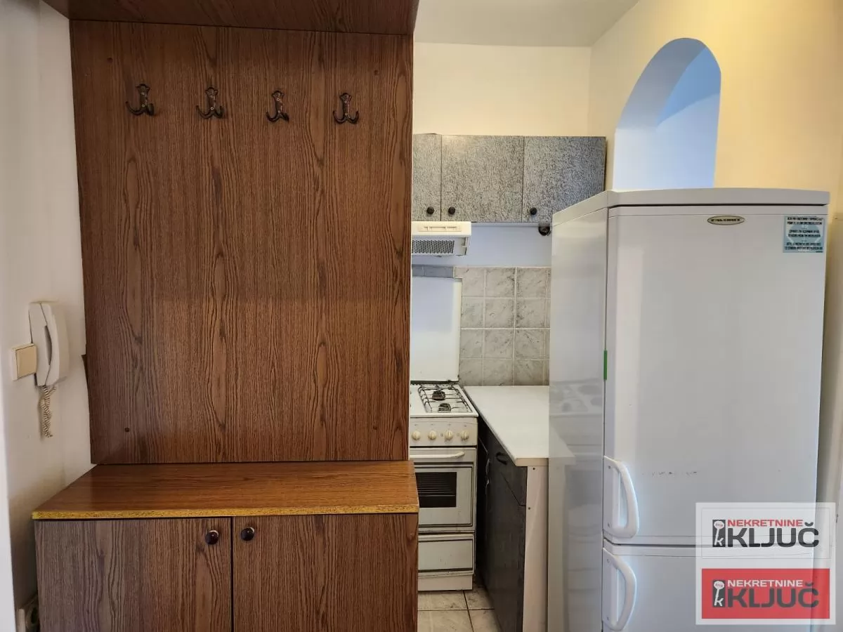 GRBAVICA IZDAJE SE JEDNOIPOSOBAN NAMEŠTEN STAN 7