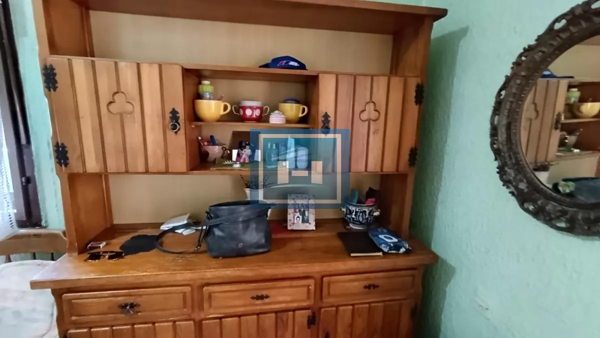 Izdajem kuću u širem centru grada – odlična lokacija, pristupačna cena 11