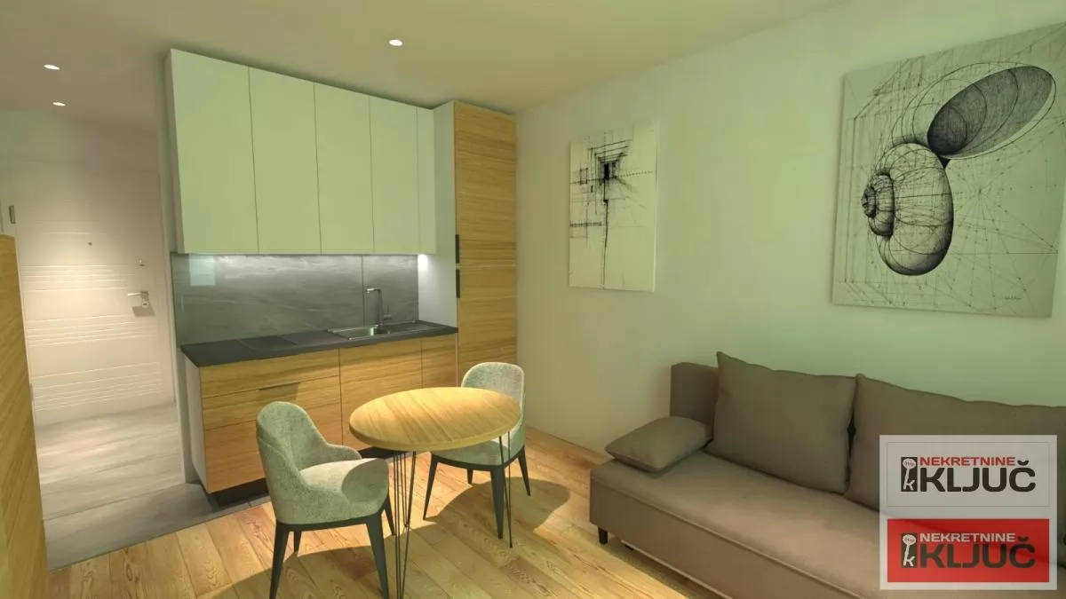 Odlican LUX stan na Novoj detelinari/PARKING/ 1