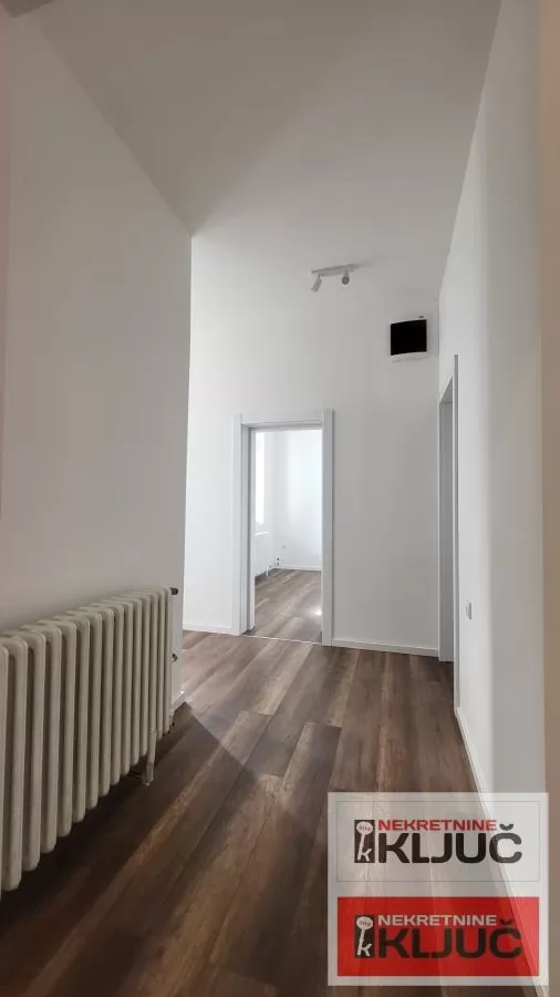 PETROVARADIN, 79m2, Trosoban, Renoviran 6