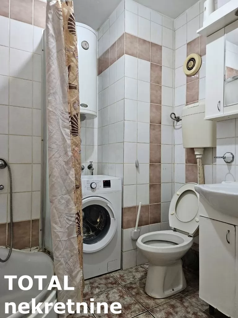 Stan,NOVI SAD,GRBAVICA,kv: 53.00, € 143400, ID: 1101725 9