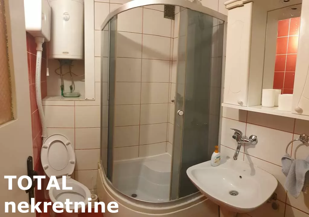 Stanovi,NOVI SAD,ZELEZNICKA STANICA,kv: 51.00, € 300, ID: 9189860 6