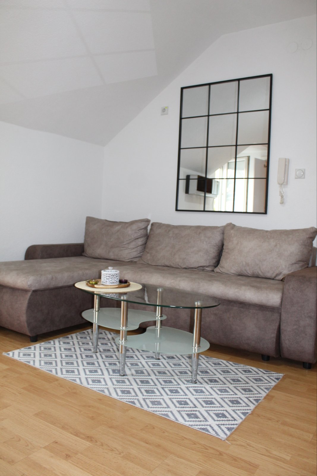 Prodajem stan u Sokobanji 1