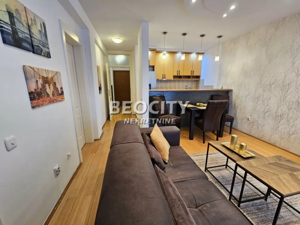 Dvosoban stan, 53 m2, Novi Sad, Bulevar oslobođenja ID: 125441 3