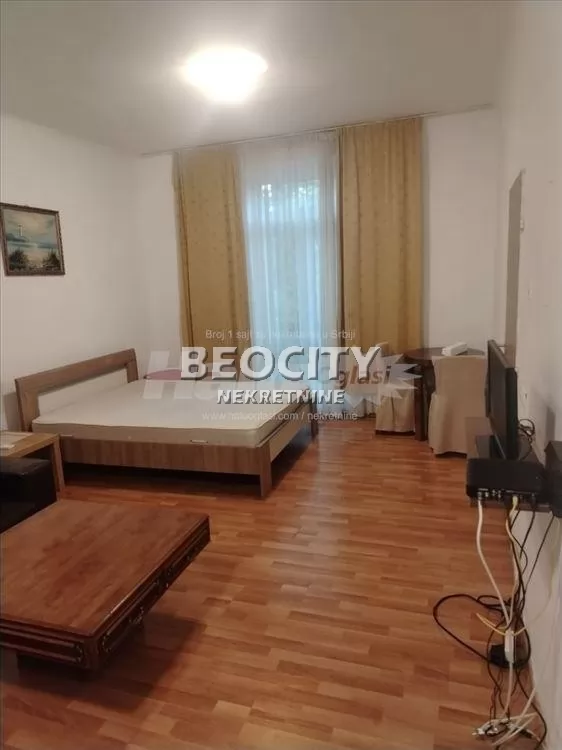 Jednosoban stan, 32 m2, Gundulićev venac, Herceg Stjepana ID: 125248 2