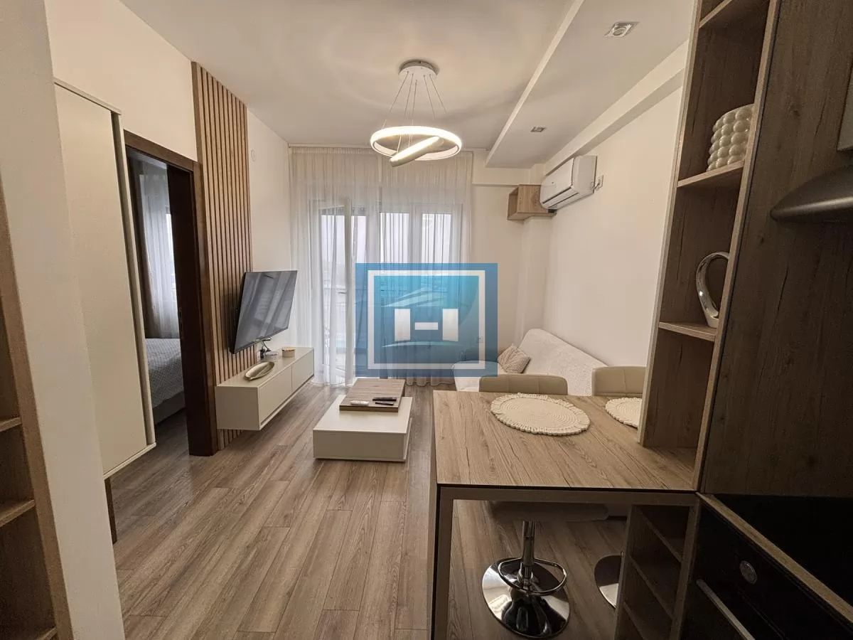 Jednosoban stan sa pogledom na Aqua park 7