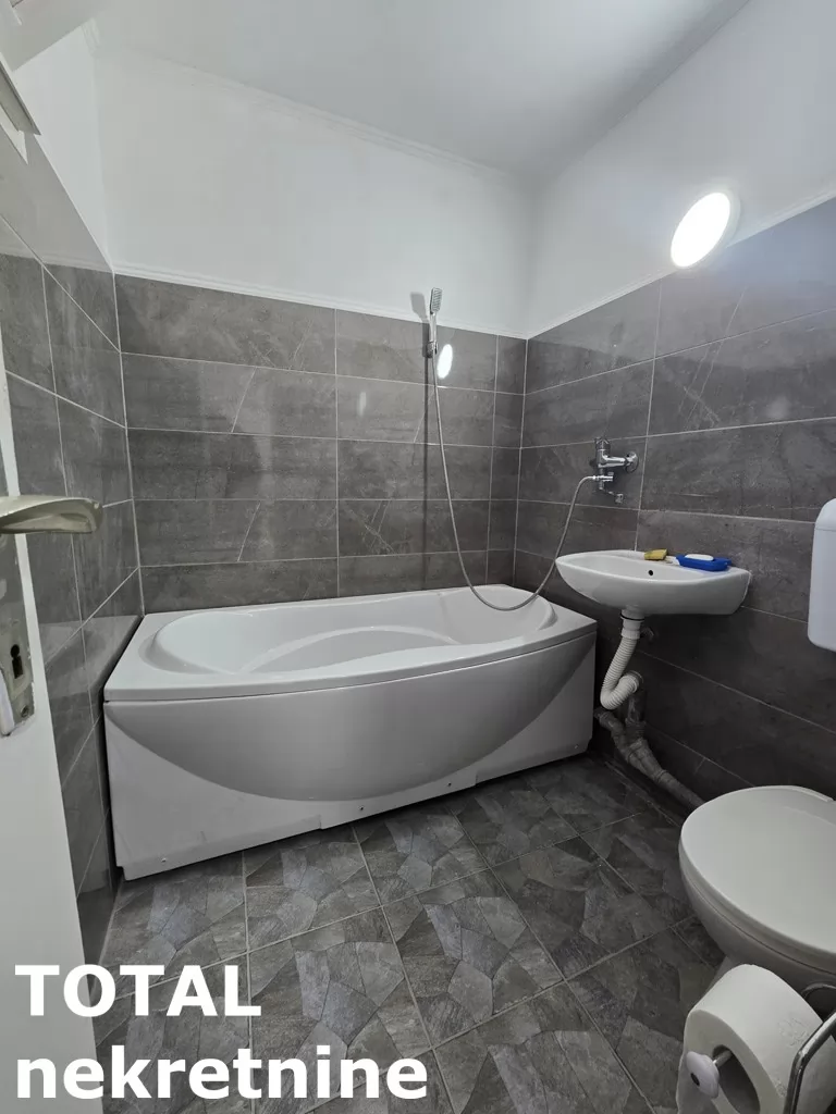 Stan,NOVI SAD,LIMAN 3,kv: 78.00, € 218400, ID: 1101727 7