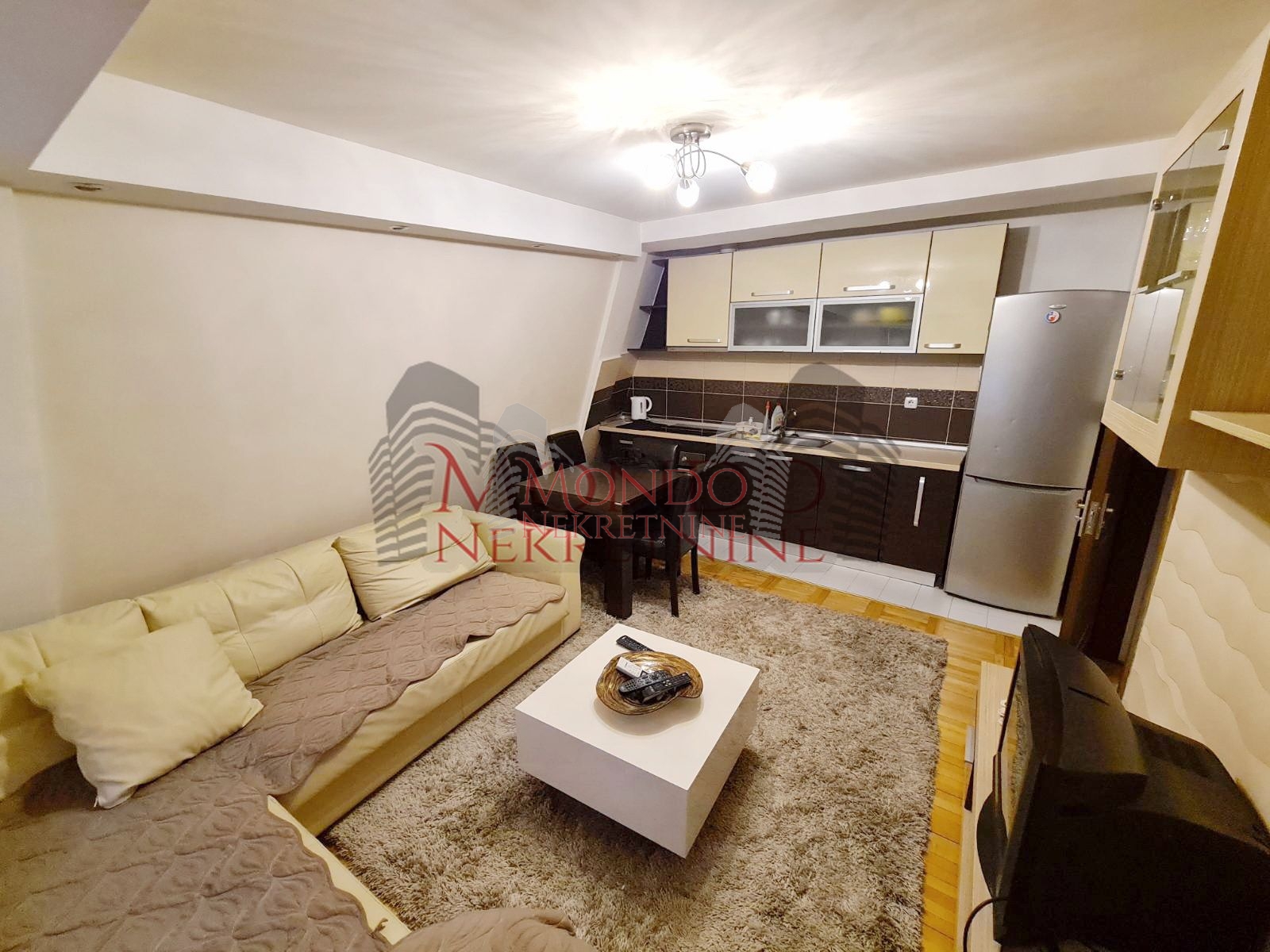 Dvoiposoban stan u novoj zgradi kod Dusanovog bazara, park Cair 2