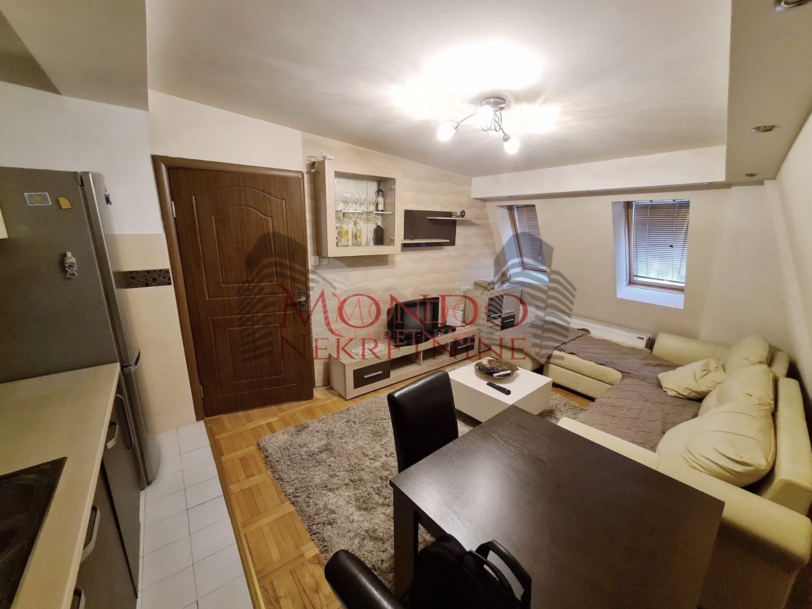 Dvoiposoban stan u novoj zgradi kod Dusanovog bazara, park Cair 4