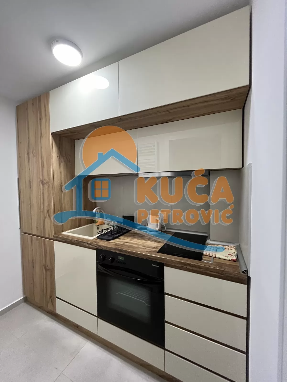 četvorosoban stan, 88 m2, Centar, Prvomajska ID: i-013733 7