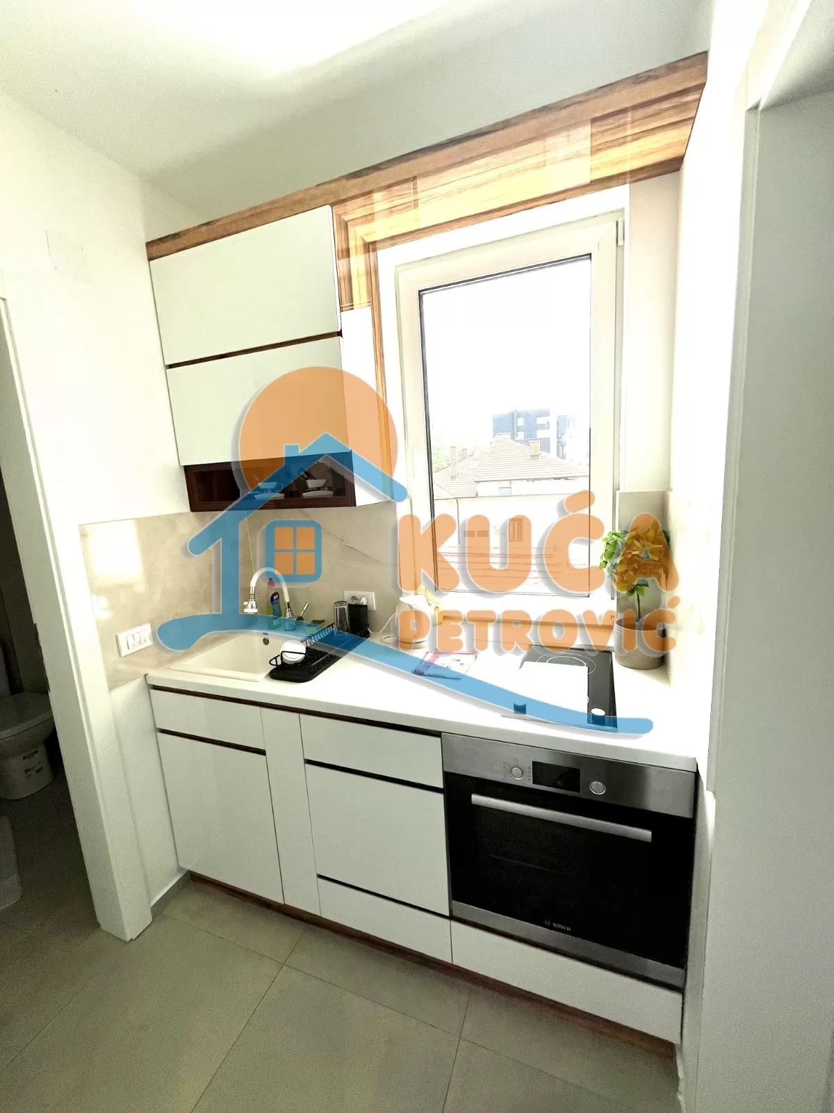 četvorosoban stan, 88 m2, Centar, Prvomajska ID: i-013733 8