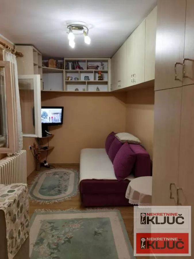 FUTOŠKA-useljiva garsonjera 1