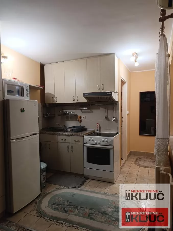 FUTOŠKA-useljiva garsonjera 6