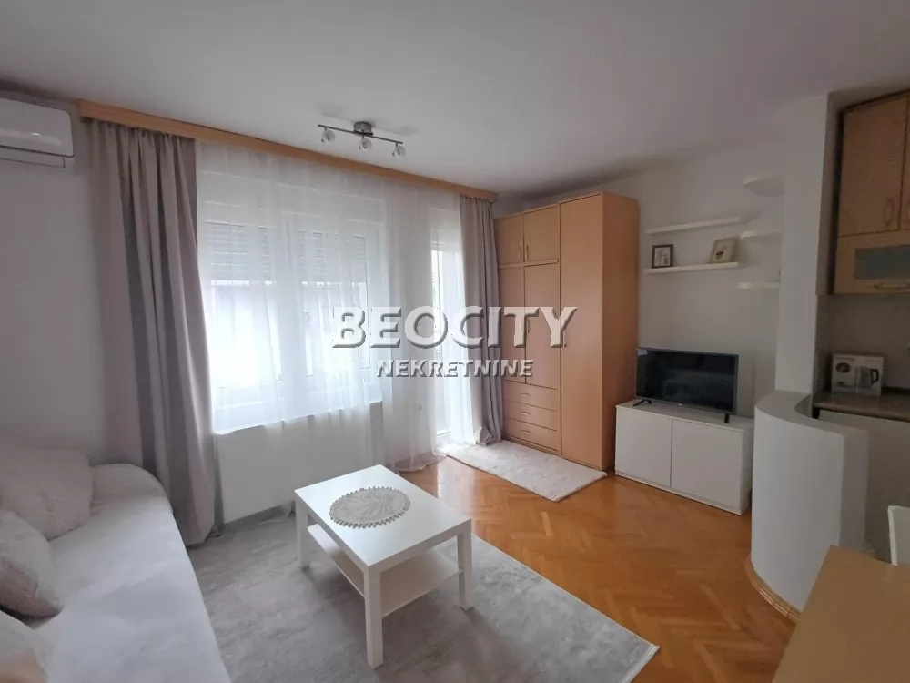 Jednosoban stan, 25 m2, Novi Sad, Vuka Karadžića ID: 125232 1